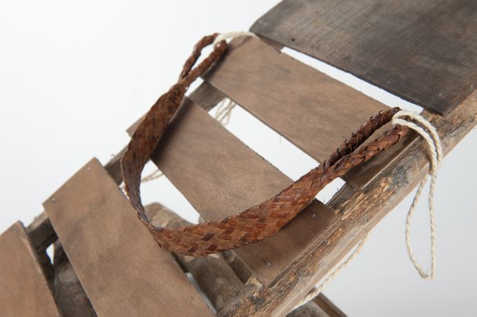 樹枝、木板、麻繩