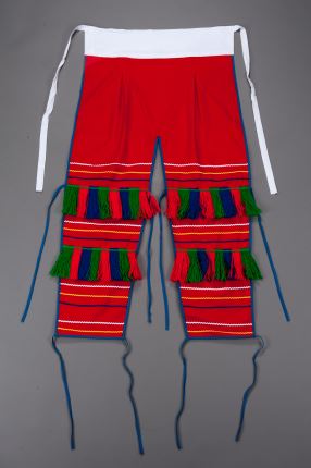 羽毛、毛線、亮片、塑膠串珠、棉、麻、山豬牙、竹條、人造纖維