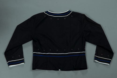 羽毛、塑膠串珠、毛線、棉布