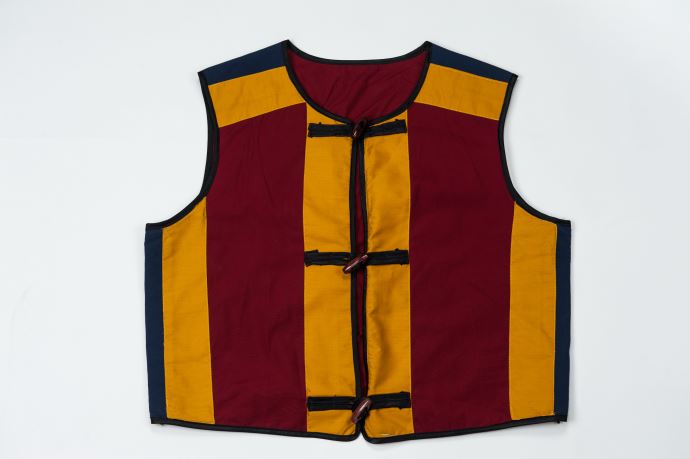 棉、麻、羽毛、毛線、塑膠串珠、鈴鐺、亮片