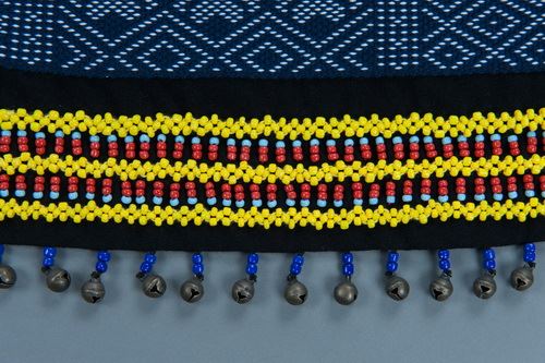 麻、棉、玻璃珠、瑪瑙珠、銅