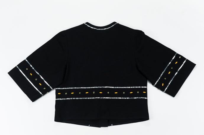 棉、麻、塑膠串珠、鈴鐺、毛線、香蕉絲