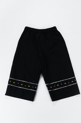 棉、麻、塑膠串珠、鈴鐺、毛線、香蕉絲