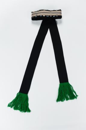 棉、麻、塑膠串珠、鈴鐺、毛線、香蕉絲